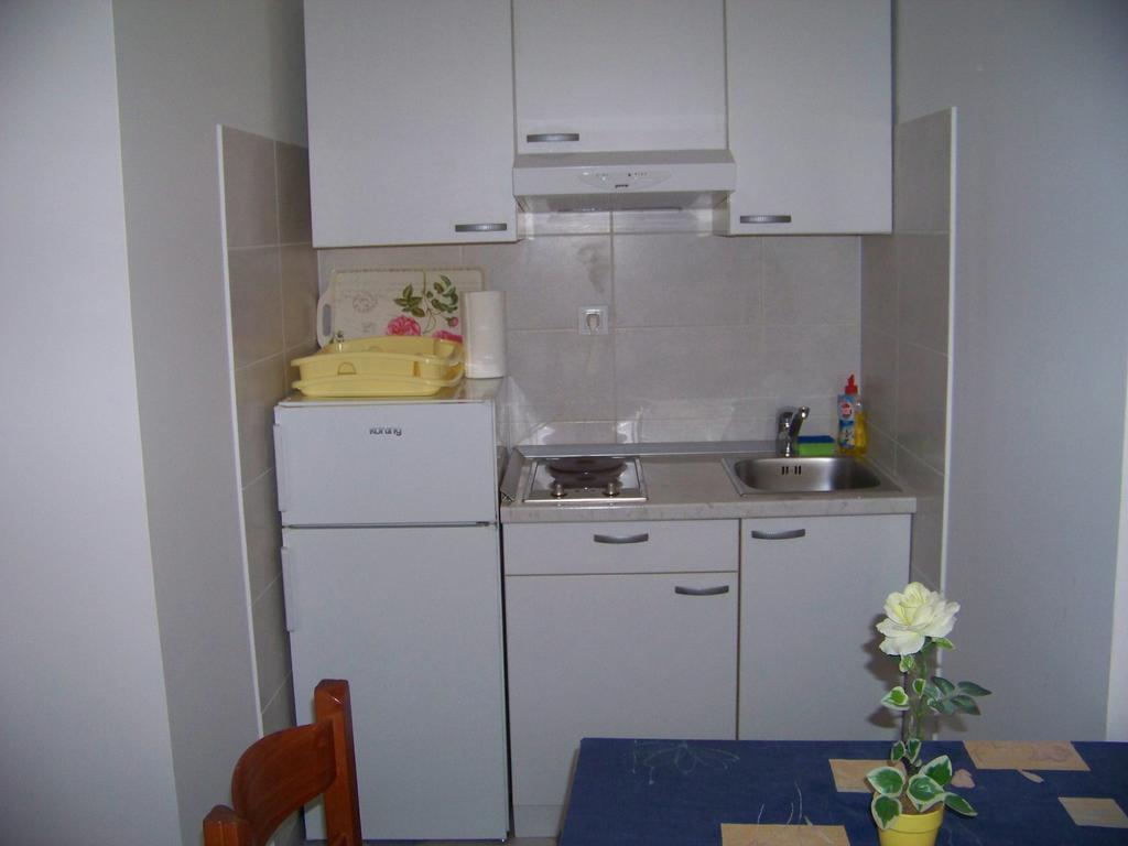 Apartments Bozikovic Podstrana Zimmer foto