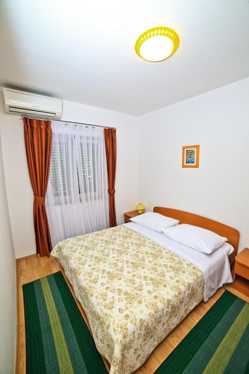 Apartments Bozikovic Podstrana Zimmer foto