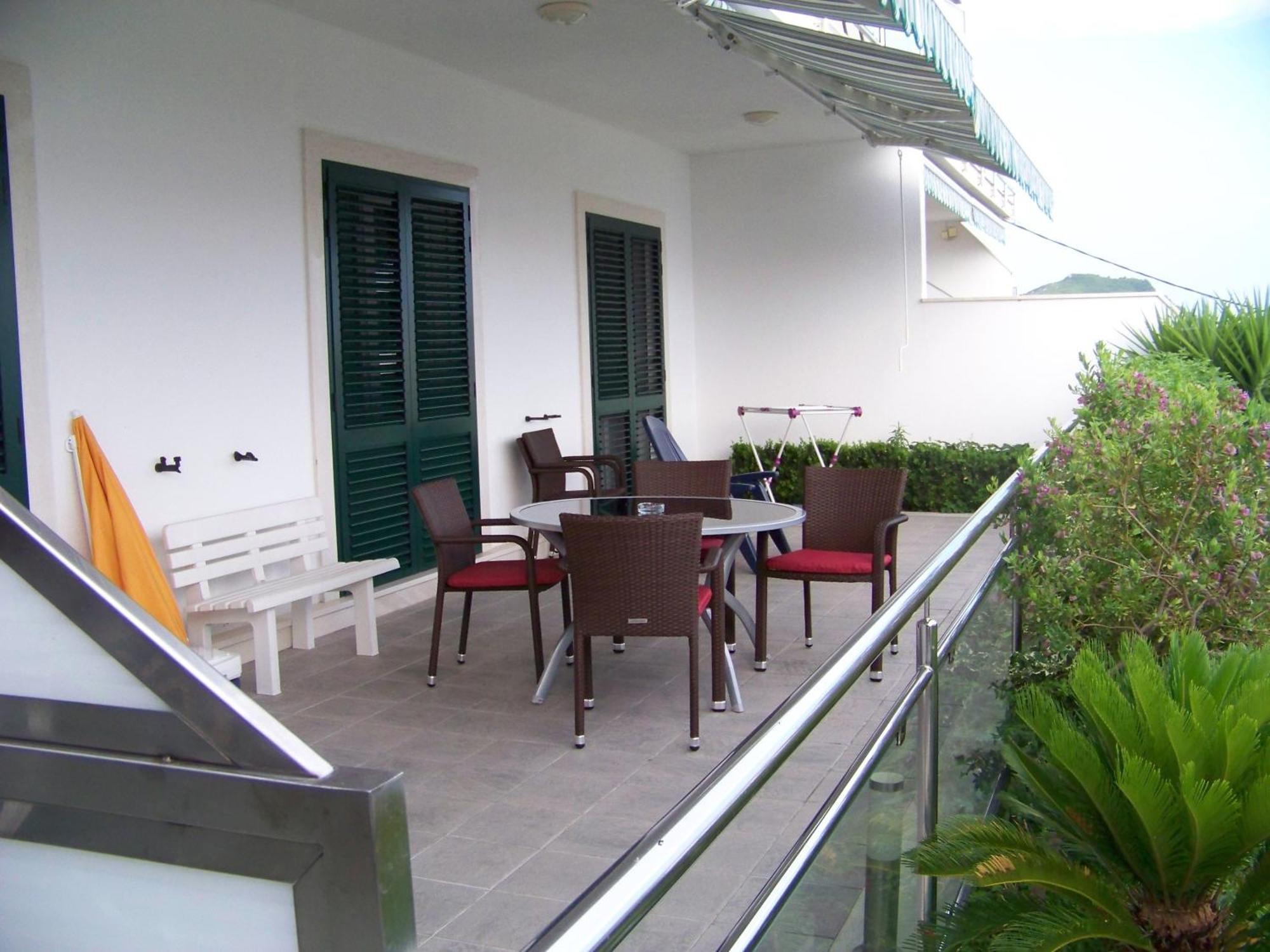 Apartments Bozikovic Podstrana Exterior foto